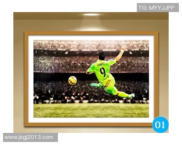 足球明星超大挂画的背后故事与他们的传奇人生揭秘 足球明星超大挂画的背后故事与他们的传奇人生揭秘